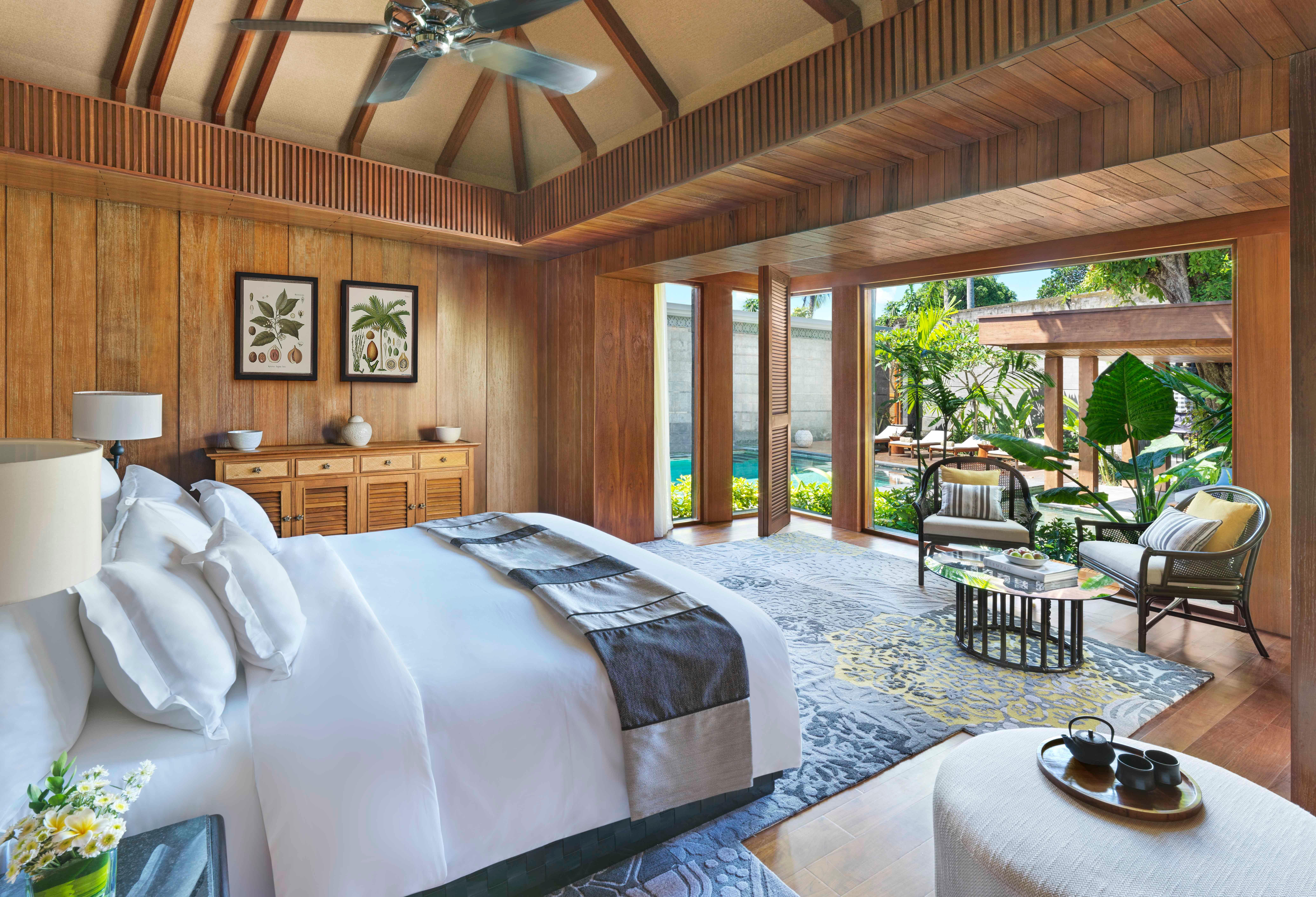 Hotel Indigo Bali Seminyak Beach By Ihg Exteriör bild A bedroom at the resort
